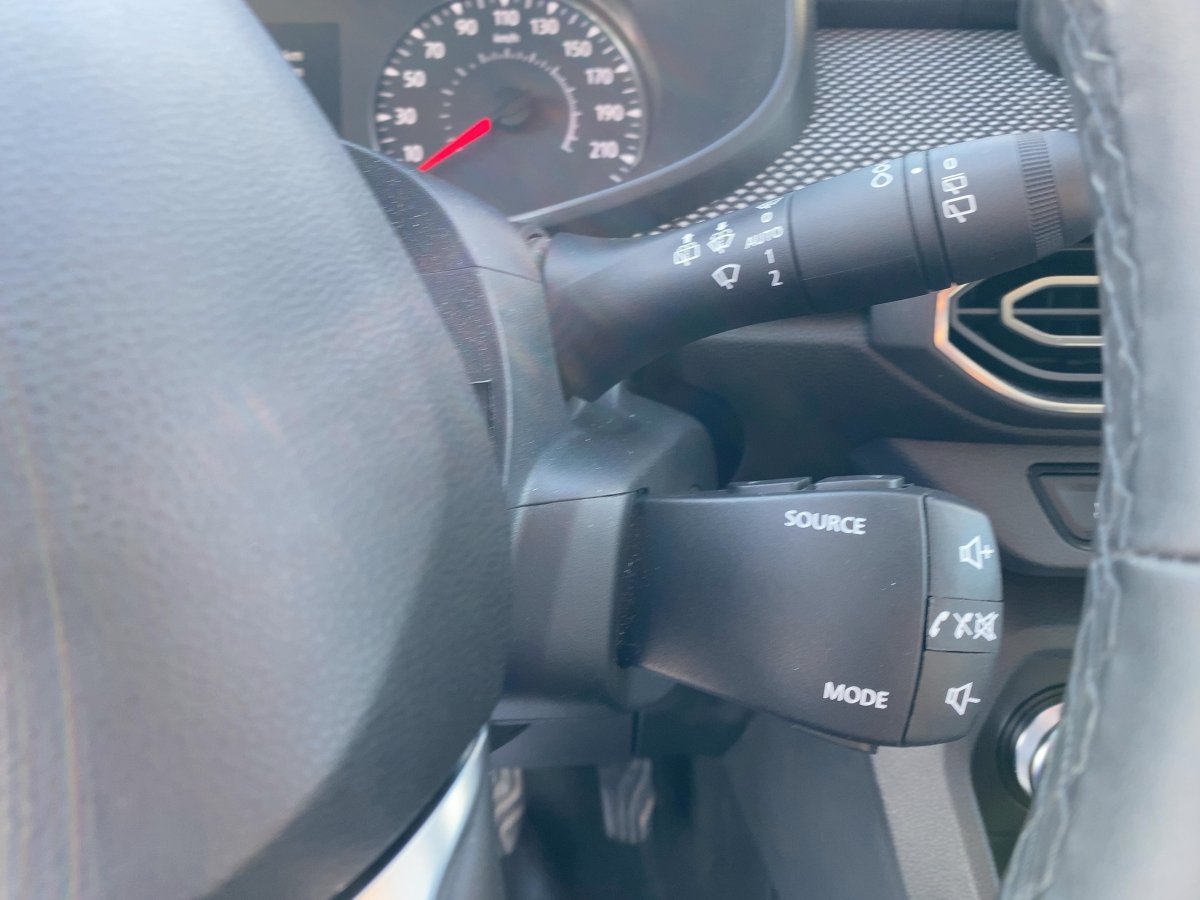 Dacia Jogger TCe 100 ECO-G Extreme+ *Navi*Kamera*