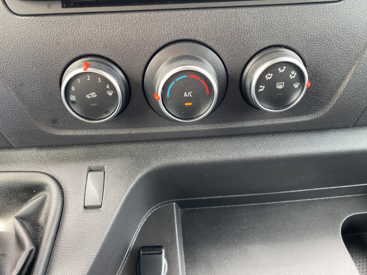 Renault Master Plattformfahrgestell L3H1 Kofferumbau