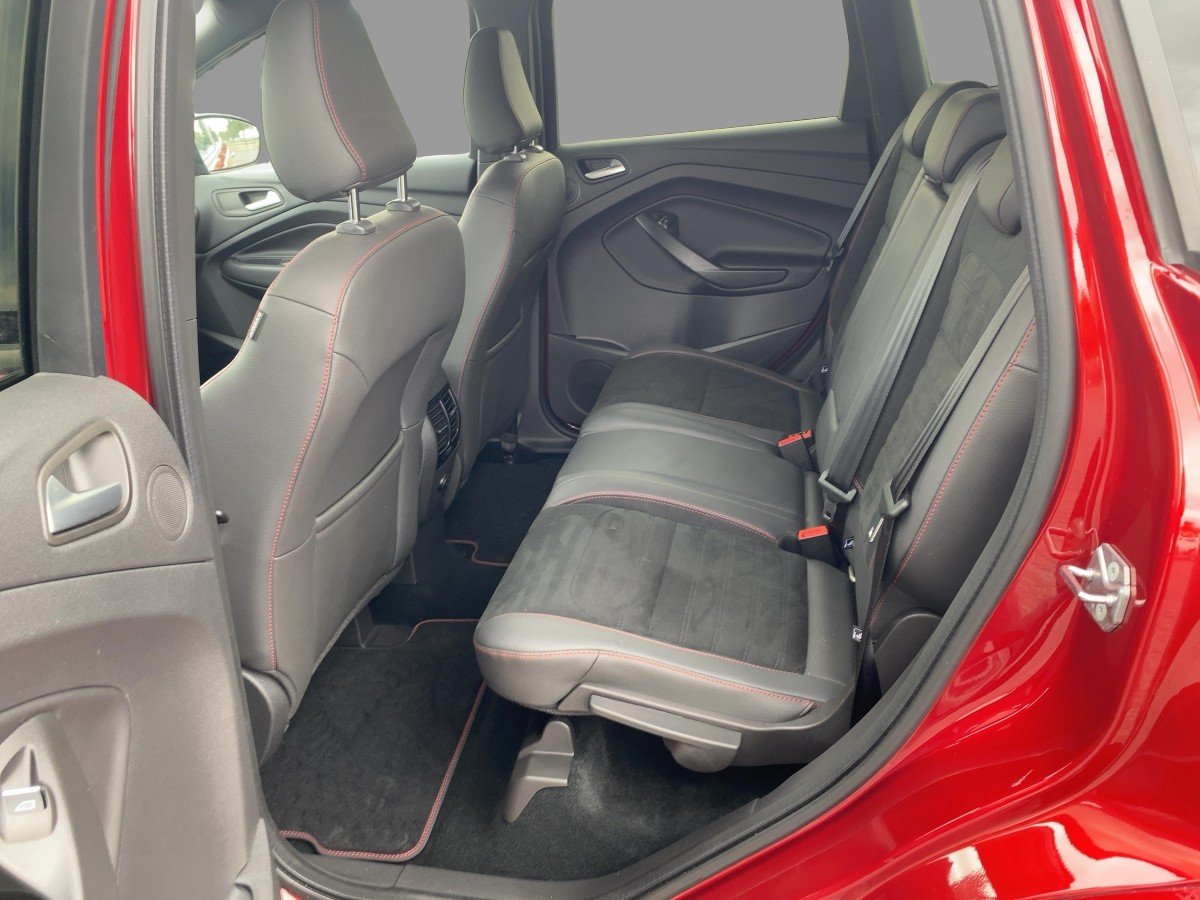 Ford Kuga 1.5 EcoBoost ST-Line AHK*LED*NAVI*PANO*SHZ