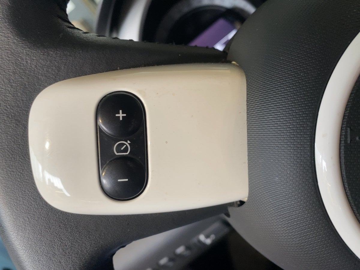 Renault Twingo  Techno Electric CAM*LED*NAVI*KONTRAST*LM