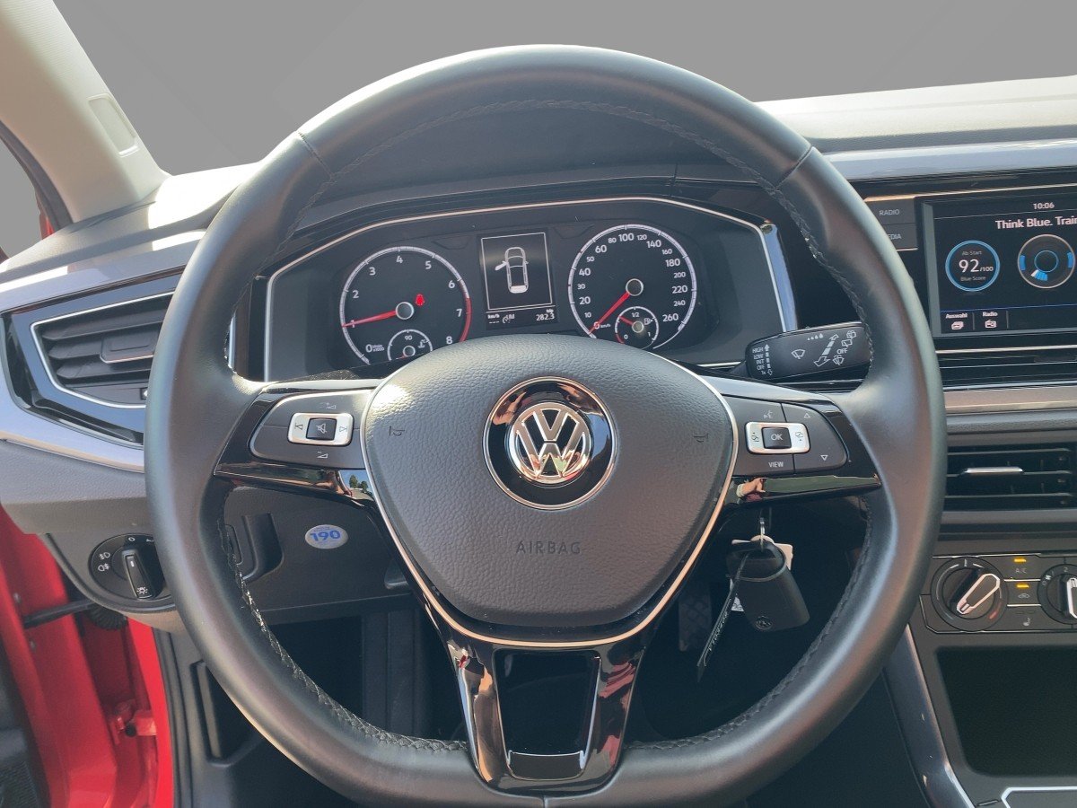 VW Polo VI 1.0 TSI Highline LED*SHZ*PDC*LM*PDC*SHZ