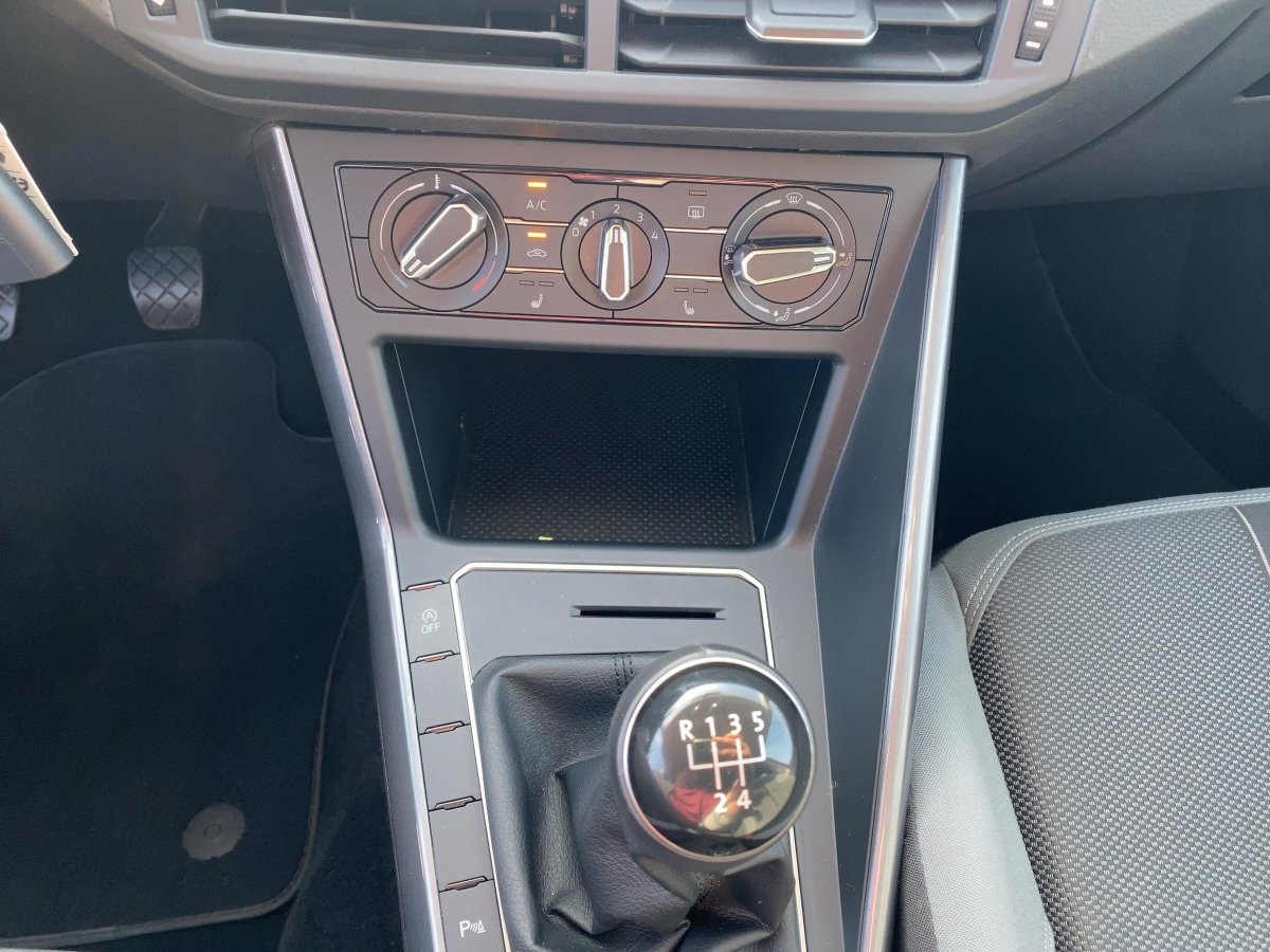 VW Polo VI 1.0 TSI Highline LED*SHZ*PDC*LM*PDC*SHZ