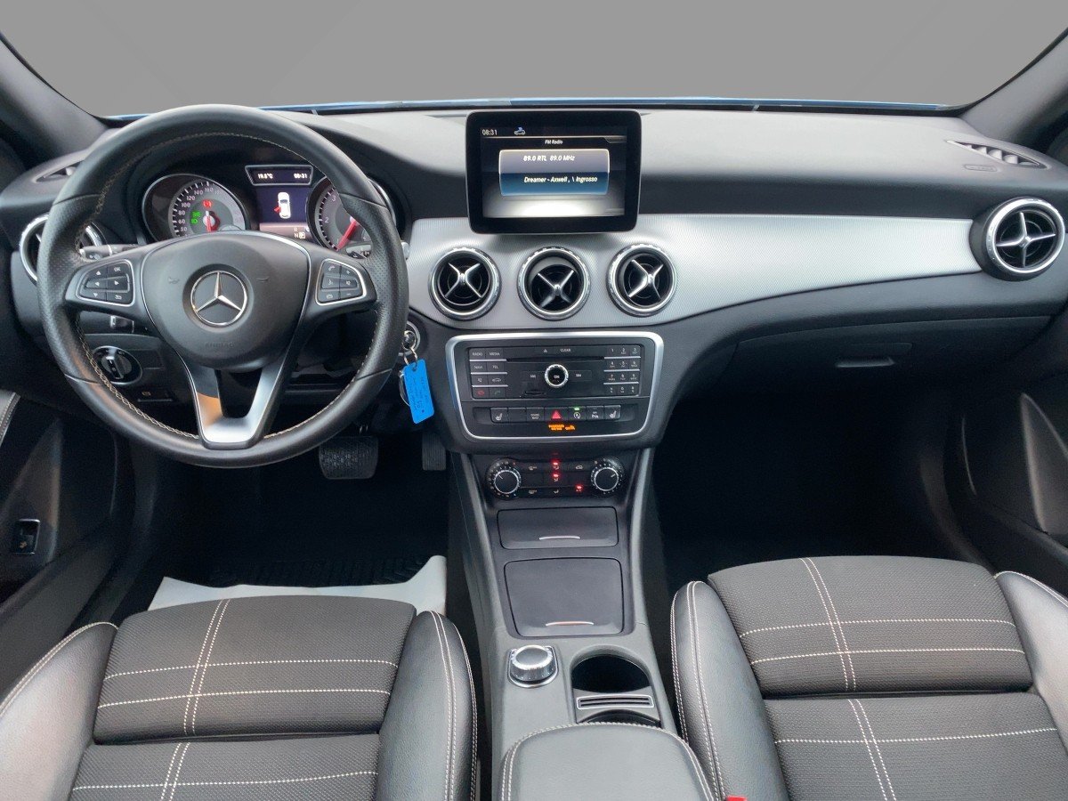 Mercedes-Benz GLA 220 d Urban AHK*CAM*LED*NAVI*SHZ*TWA*AHK*AUT