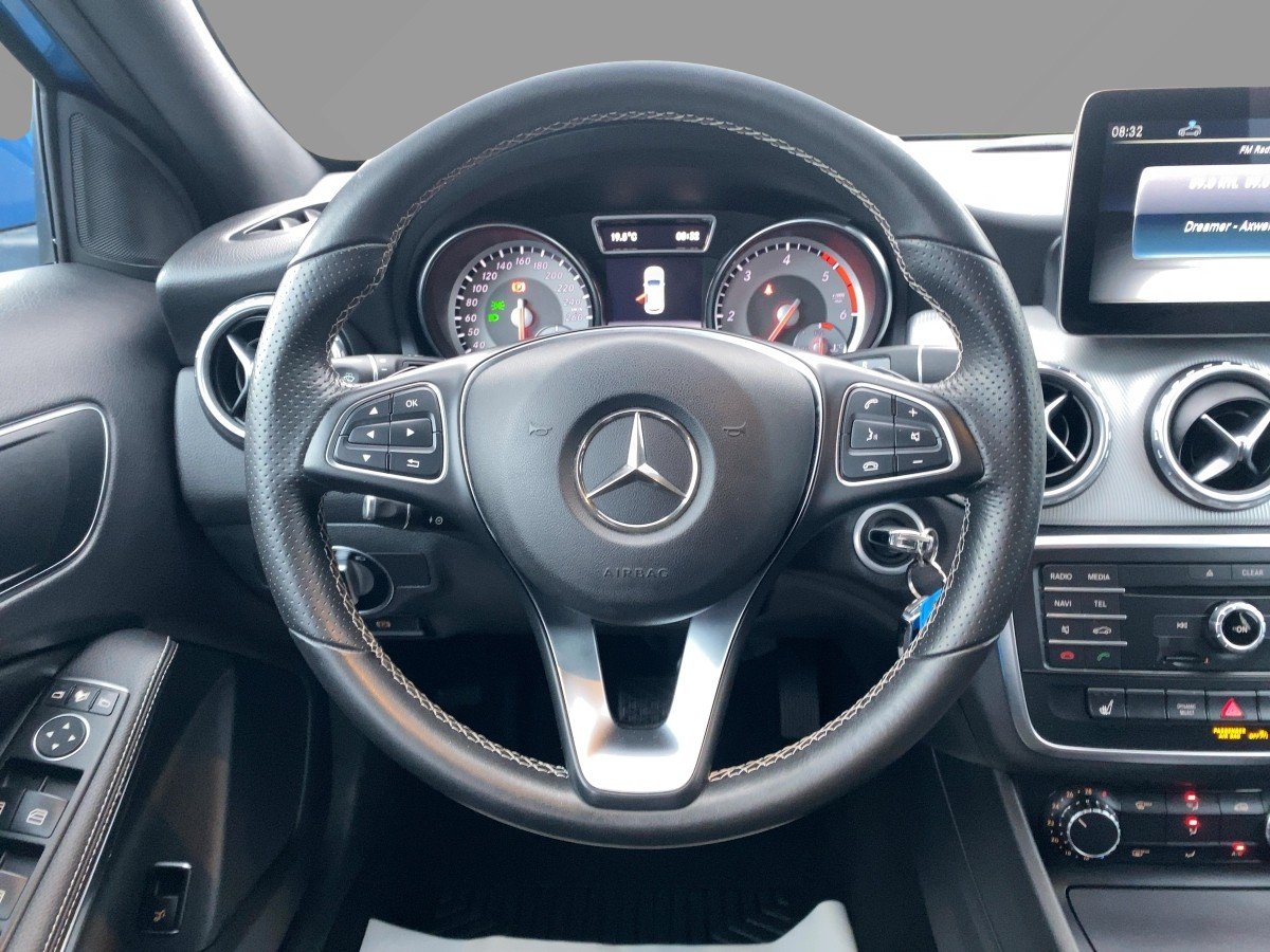 Mercedes-Benz GLA 220 d Urban AHK*CAM*LED*NAVI*SHZ*TWA*AHK*AUT