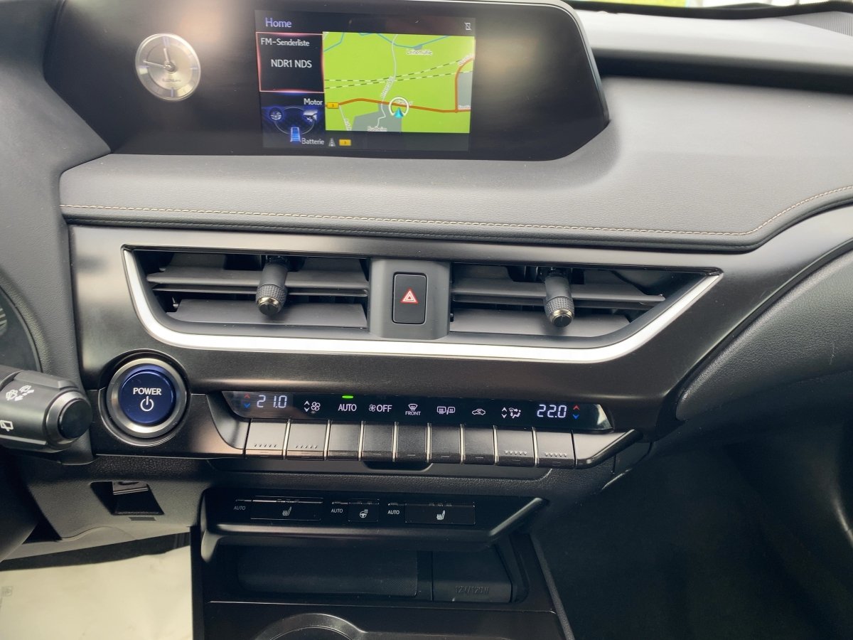 Lexus UX 250 h 250h Launch Edition CAM*LED*NAVI*SHZ*LM