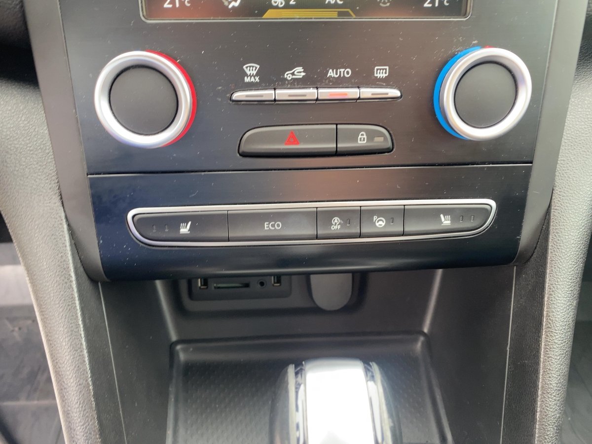 Renault Megane IV 1.5 dCi 110 Energy Intens CAM*LED*NAVI