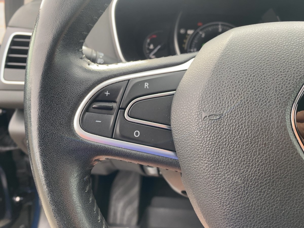 Renault Megane IV 1.5 dCi 110 Energy Intens CAM*LED*NAVI