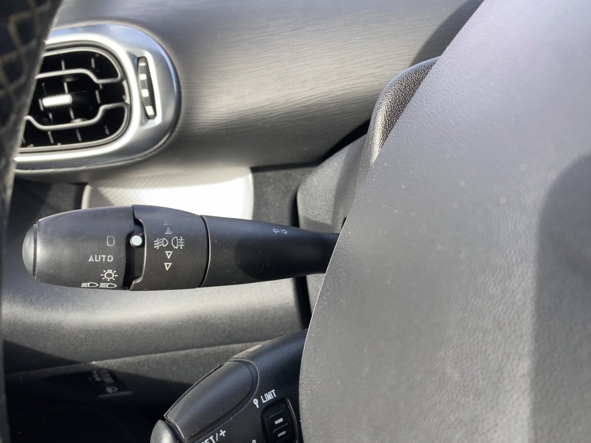 Citroen C3 Picasso 1.6 VTi 120 Exclusive PDC*Klimaaut*LM