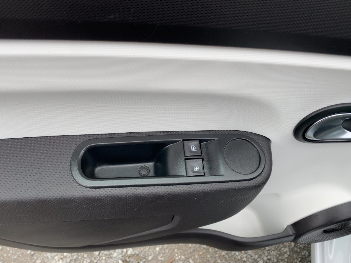 Renault Twingo  Zen Electric Apple CarPlay*Klimaaut