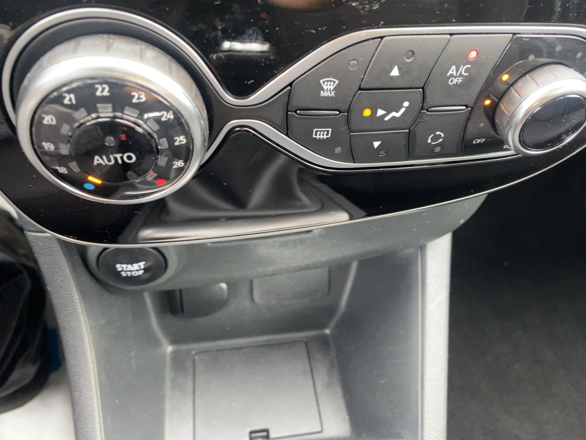 Renault Clio IV 0.9 TCe 90 eco² ENERGY Limited PDC*NAVI