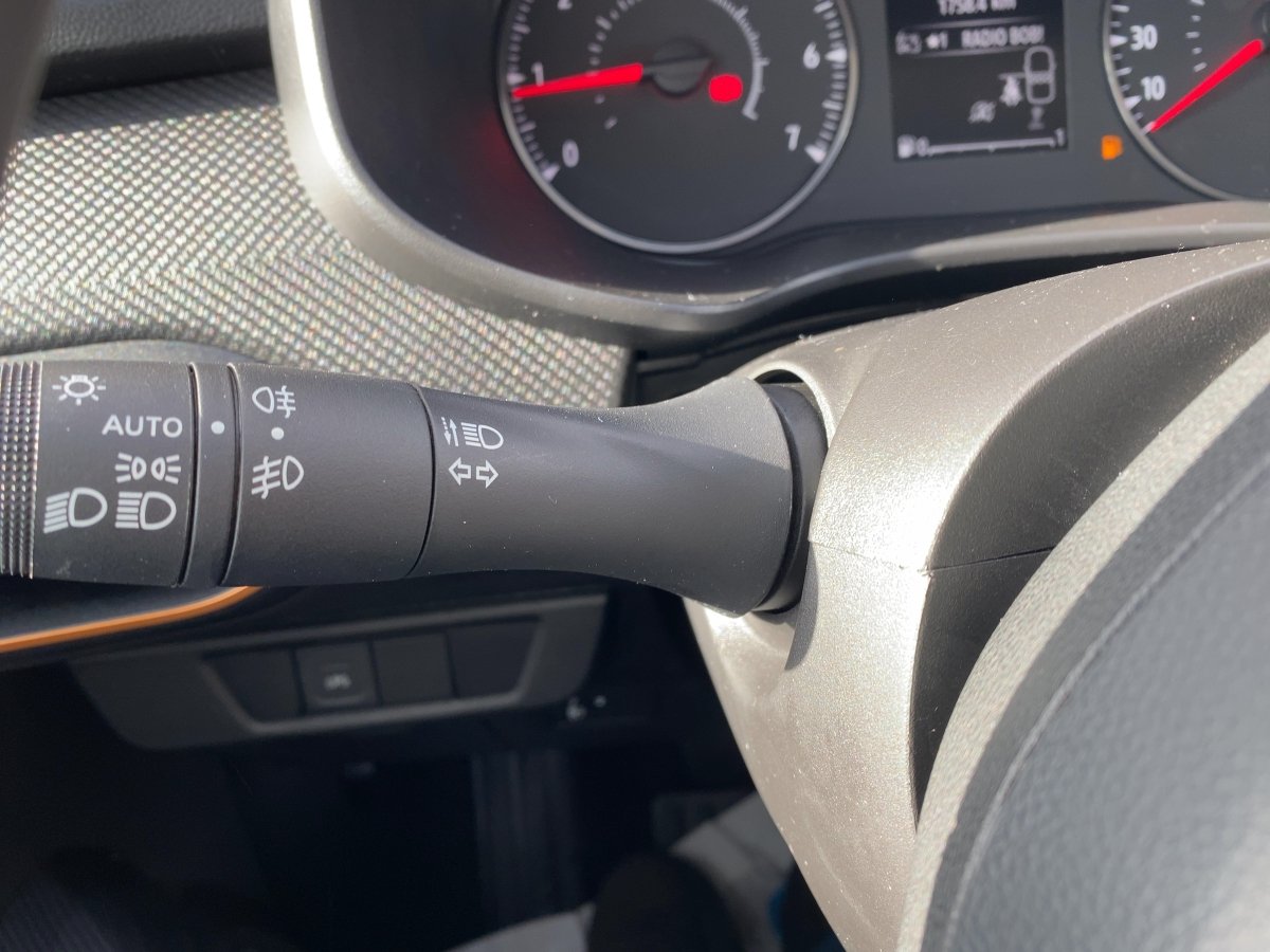 Dacia Sandero III 1.0 TCe 100 LPG ECO-G Stepway AHK