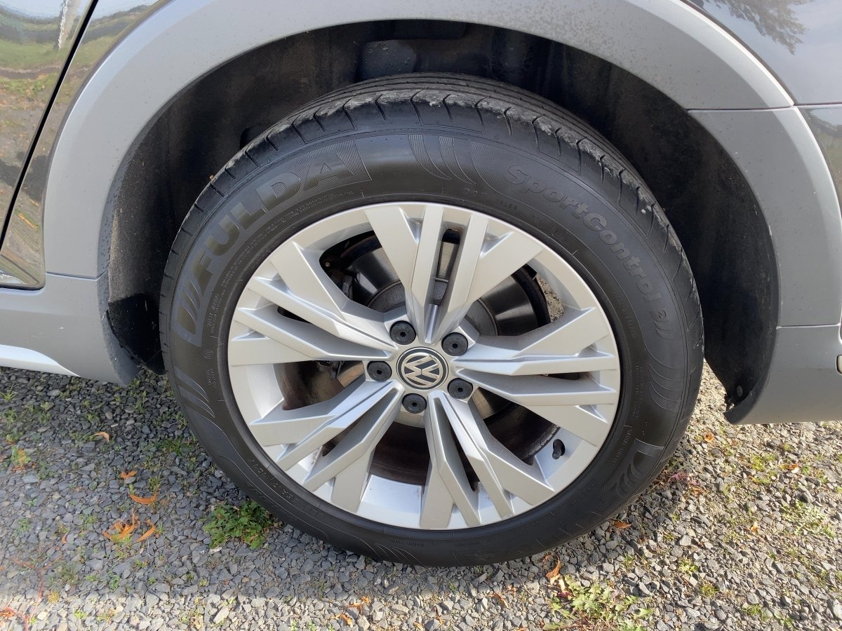 VW Passat Variant 2.0 TDI 4Motion BMT Alltrack / LED