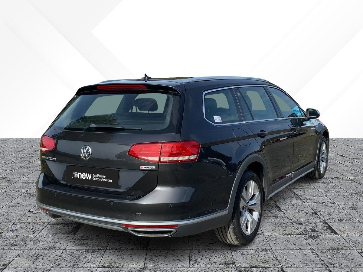 VW Passat Variant 2.0 TDI 4Motion BMT Alltrack / LED