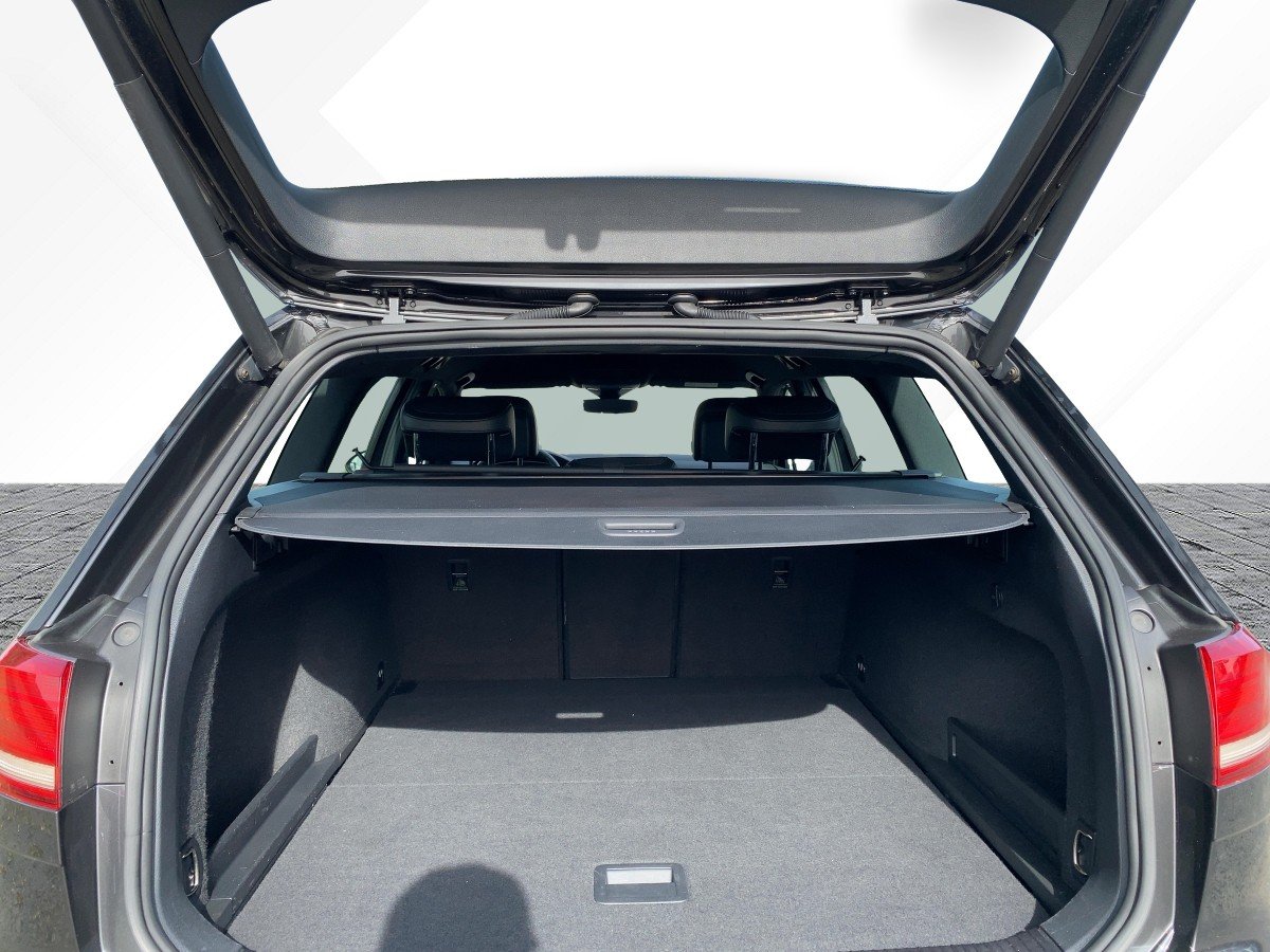 VW Passat Variant 2.0 TDI 4Motion BMT Alltrack / LED