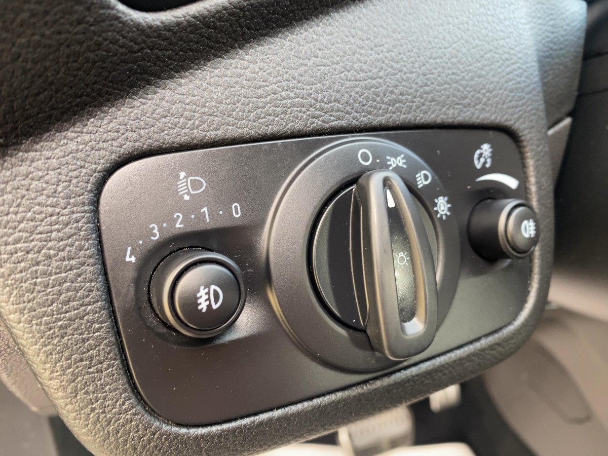 Ford Kuga 1.5 EcoBoost ST-Line AHK*NAVI*SHZ*SYNC*PDC
