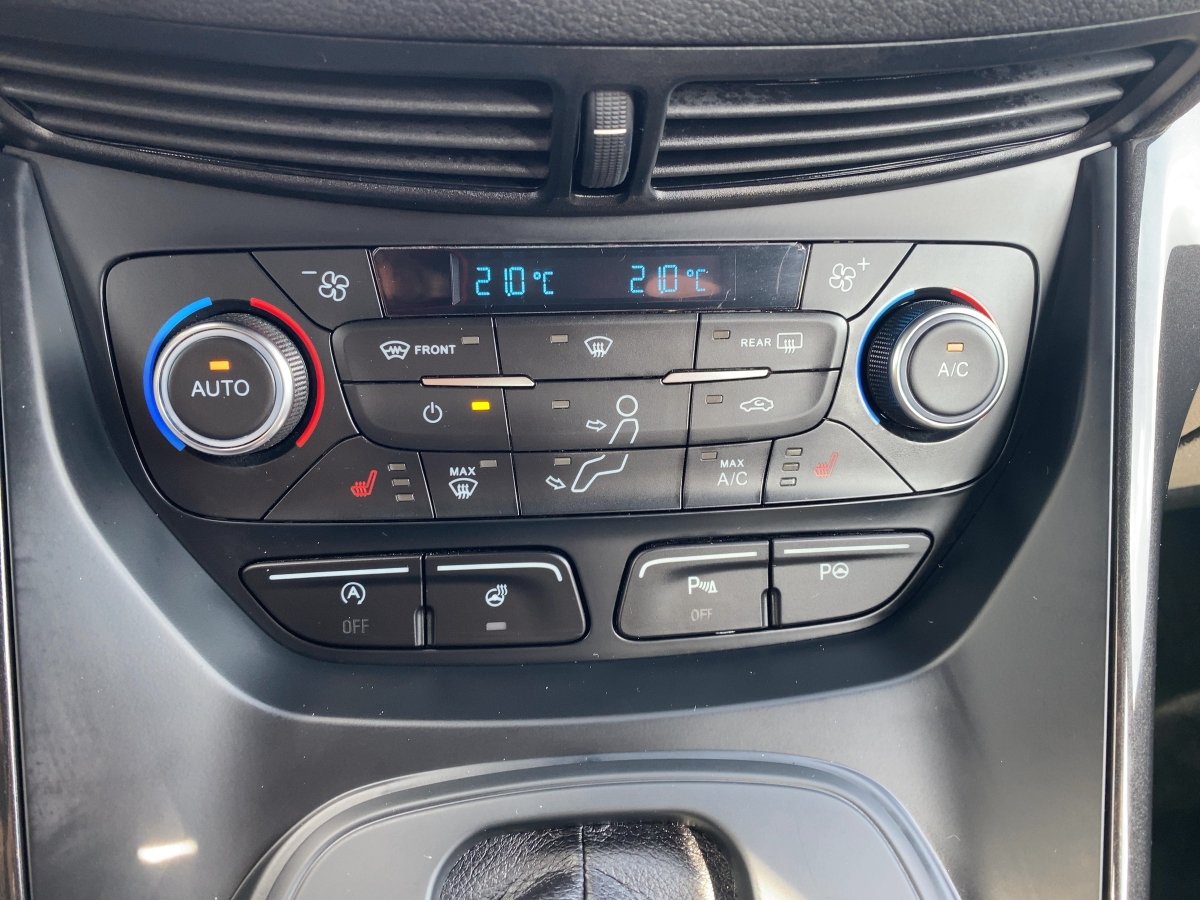 Ford Kuga 1.5 EcoBoost ST-Line AHK*NAVI*SHZ*SYNC*PDC