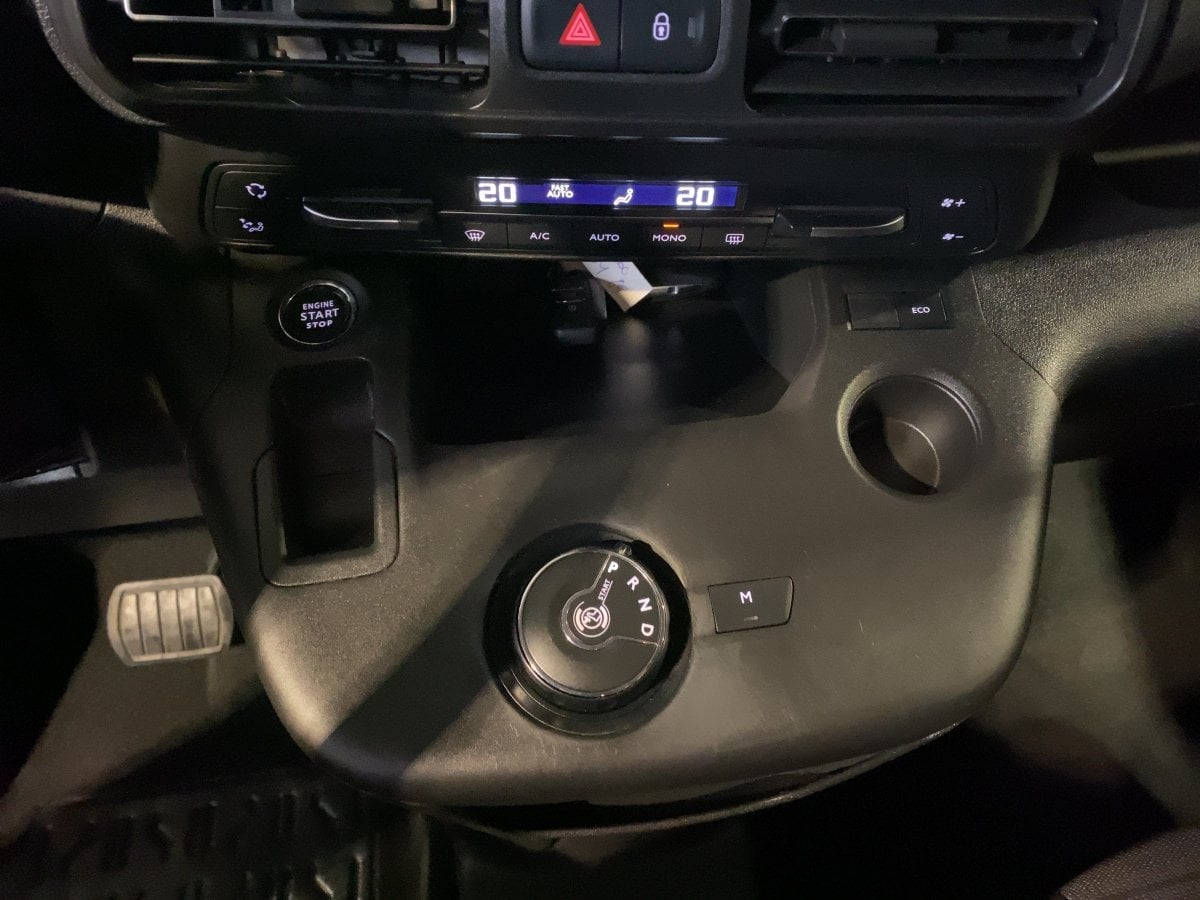 Opel Combo Life E 1.5 D Innovation CAM*LED*NAVI*SHZ