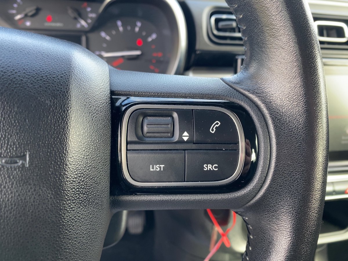 Citroen C3 1.2 PureTech Shine PDC*KlimaA*Tempomat