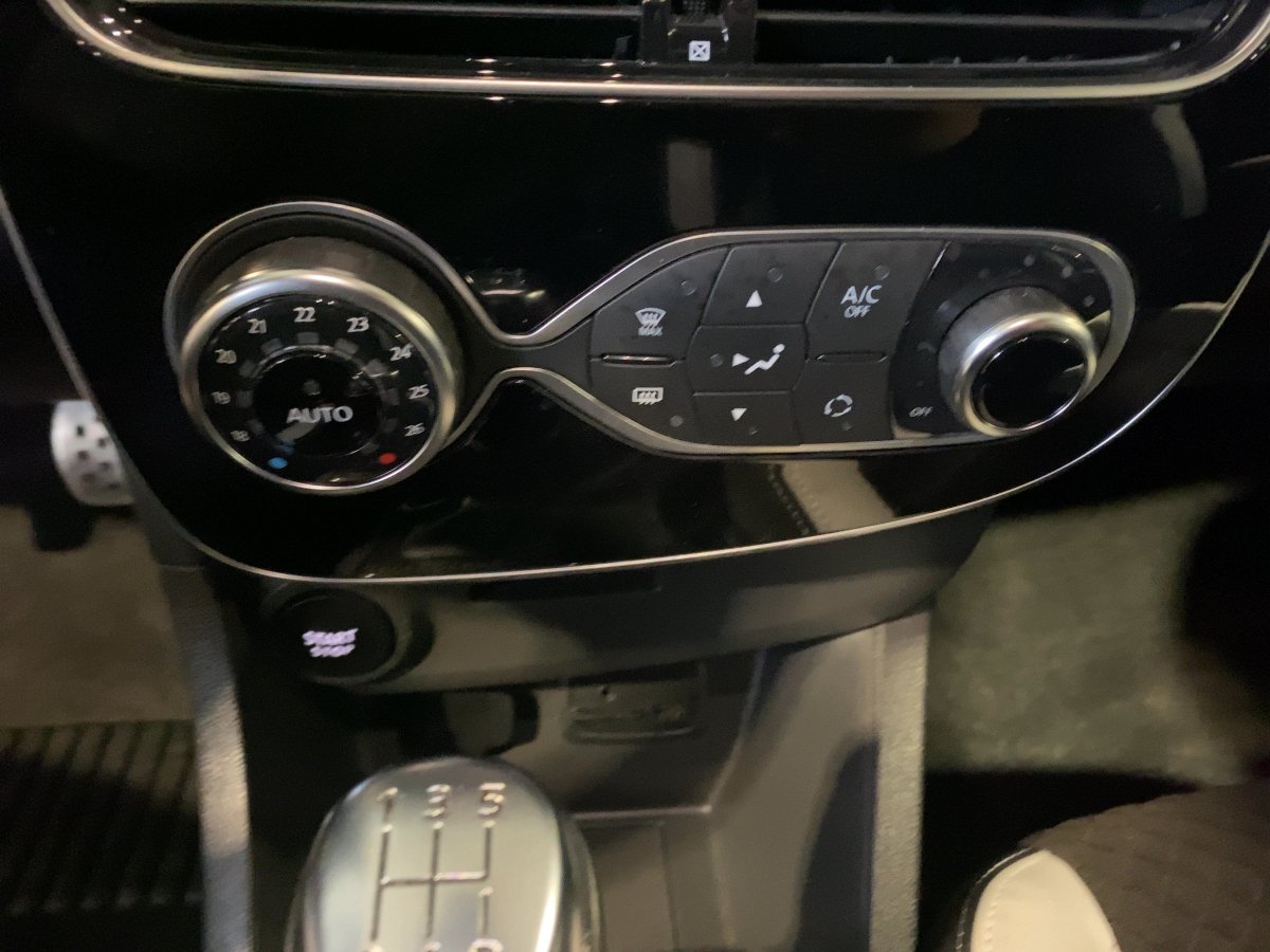 Renault Clio IV Grandtour 0.9 TCe 90 eco² BOSE Edition