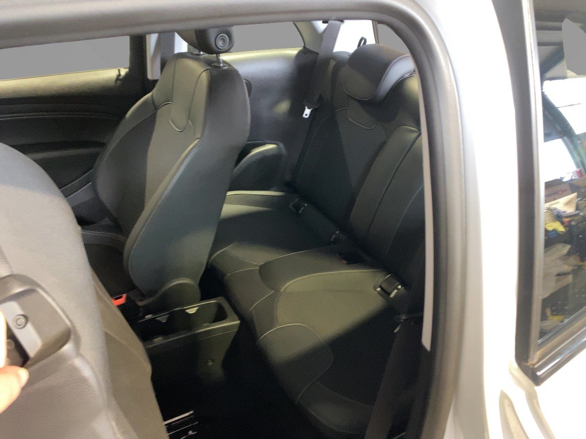 Opel Adam 1.4 120 Jahre LED*SHZ*KlimaA*LM*PDC*SHZ