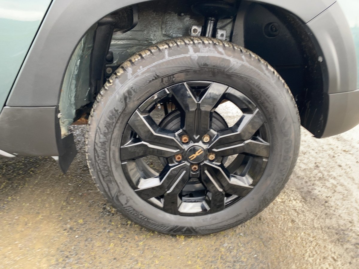 Dacia Duster II 1.3 TCe 150 GPF Extreme CAM*LED*NAVI
