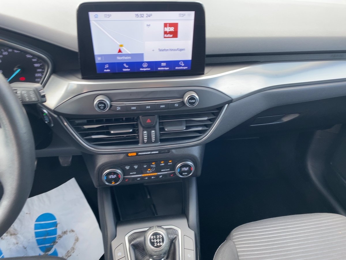 Ford Focus Turnier 2.0 EcoBlue Titanium AHK*CAM*LED