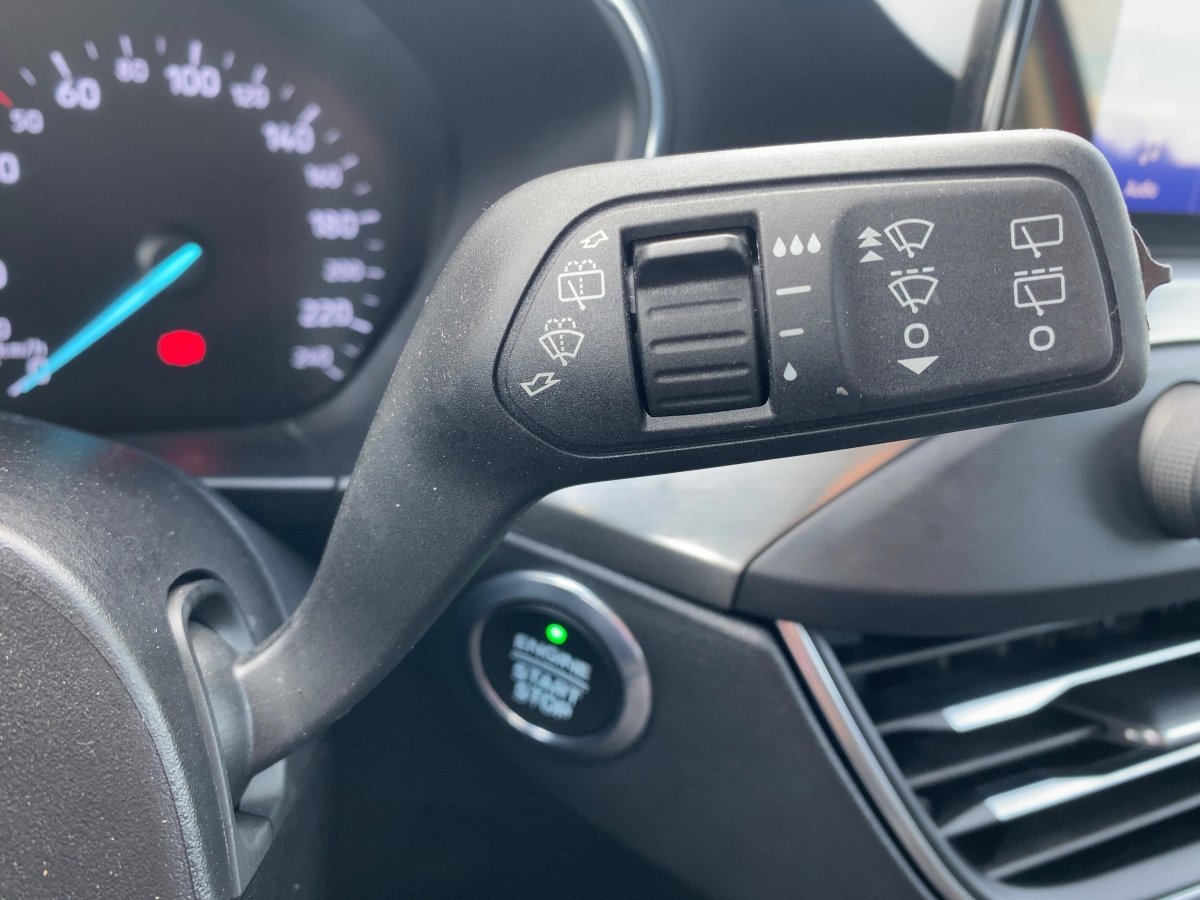 Ford Focus Turnier 2.0 EcoBlue Titanium AHK*CAM*LED