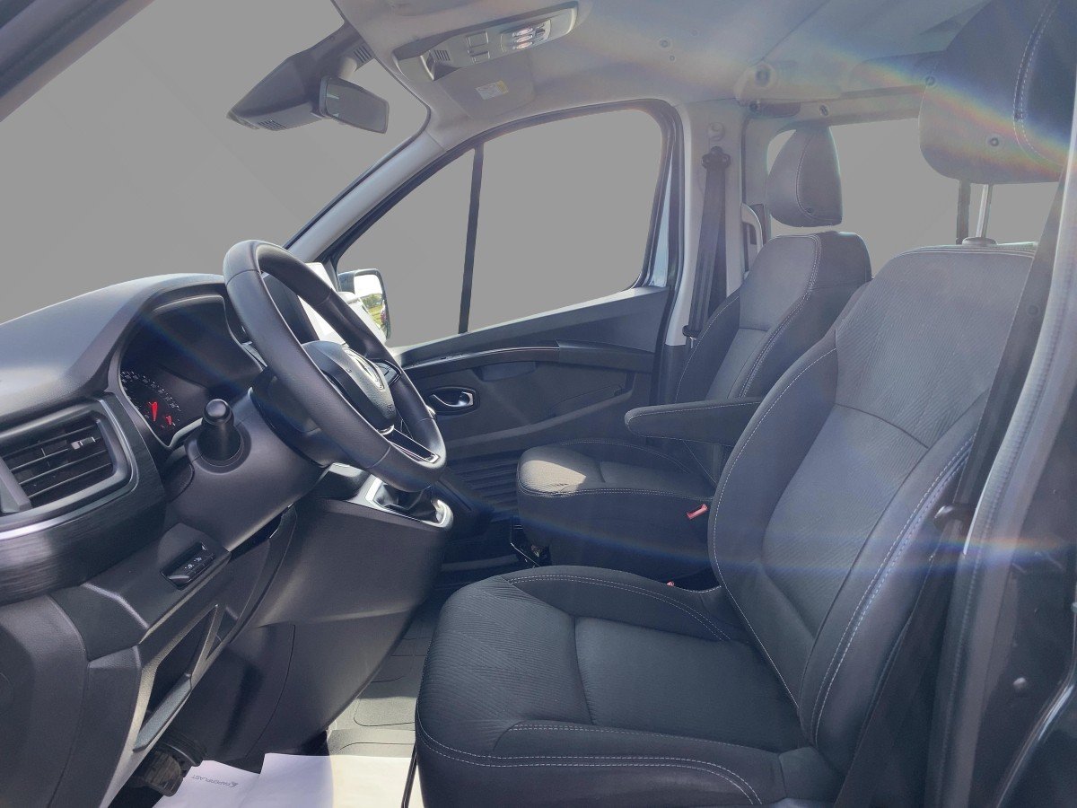 Renault Trafic Combi 2.0 BLUE dCi 150 L2H1 (8/r) 3.0t (8/9 Sitzer) Life
