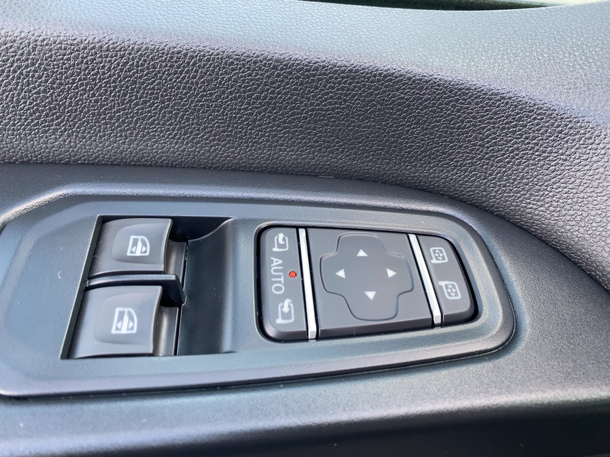 Renault Trafic Combi 2.0 BLUE dCi 150 L2H1 (8/r) 3.0t (8/9 Sitzer) Life