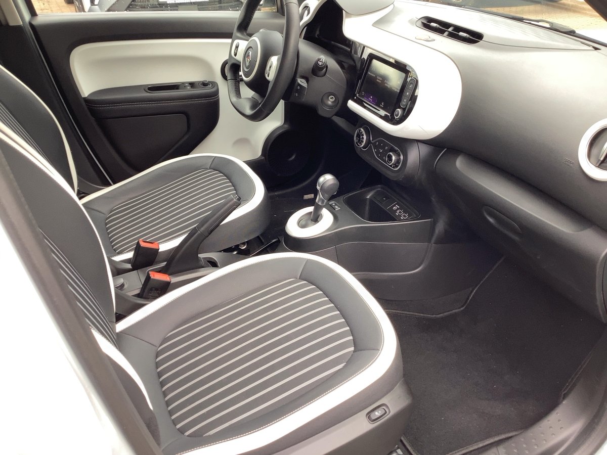 Renault Twingo  Techno Electric CAM*LED*NAVI*KONTRAST*LM