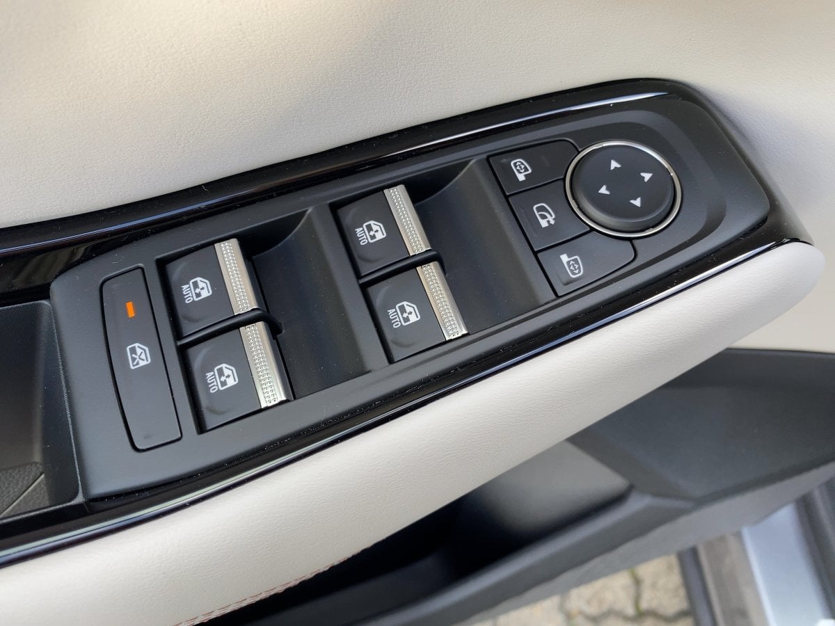 Renault Espace VI 1.2 Full 200 7-Sitze Iconic E-Tech CAM