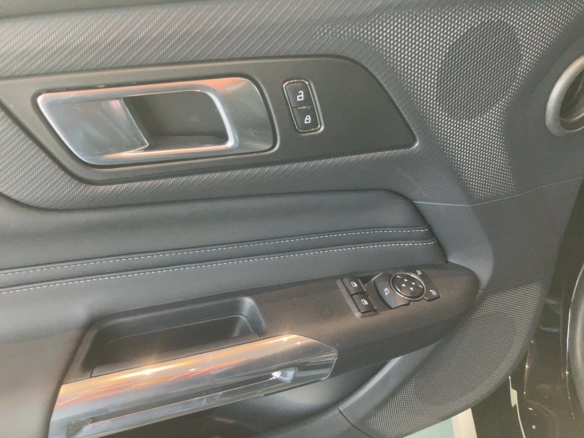 Ford Mustang Fastback 5.0 Ti-VCT V8 W GT CAM*LED*NAVI