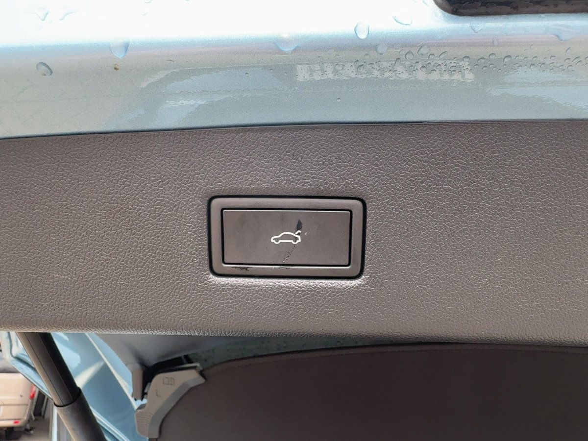 Ford Explorer RWD (Standard Range 52kwh) Premium AHK