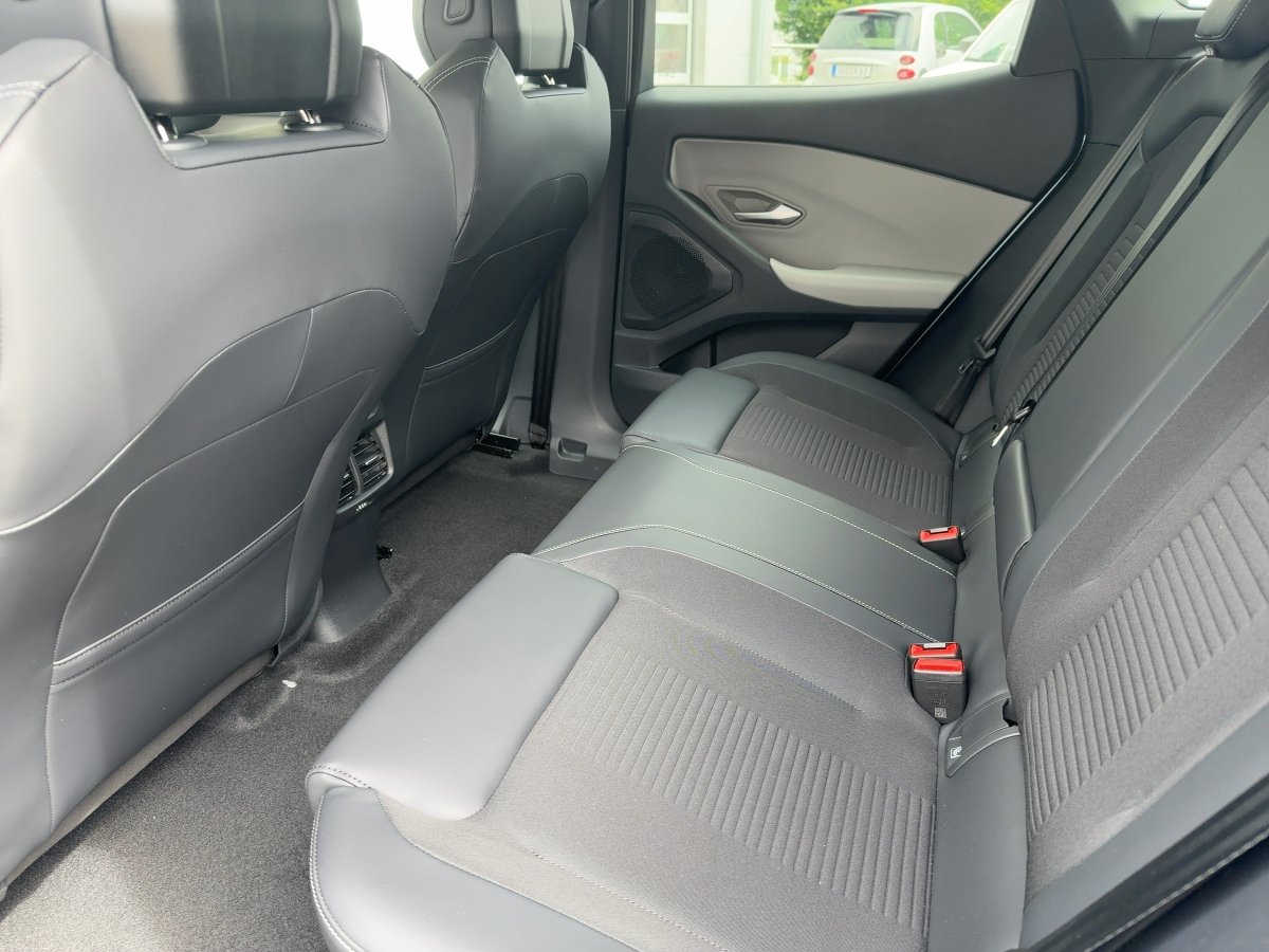 Ford Explorer RWD (Standard Range 52kwh) Premium AHK