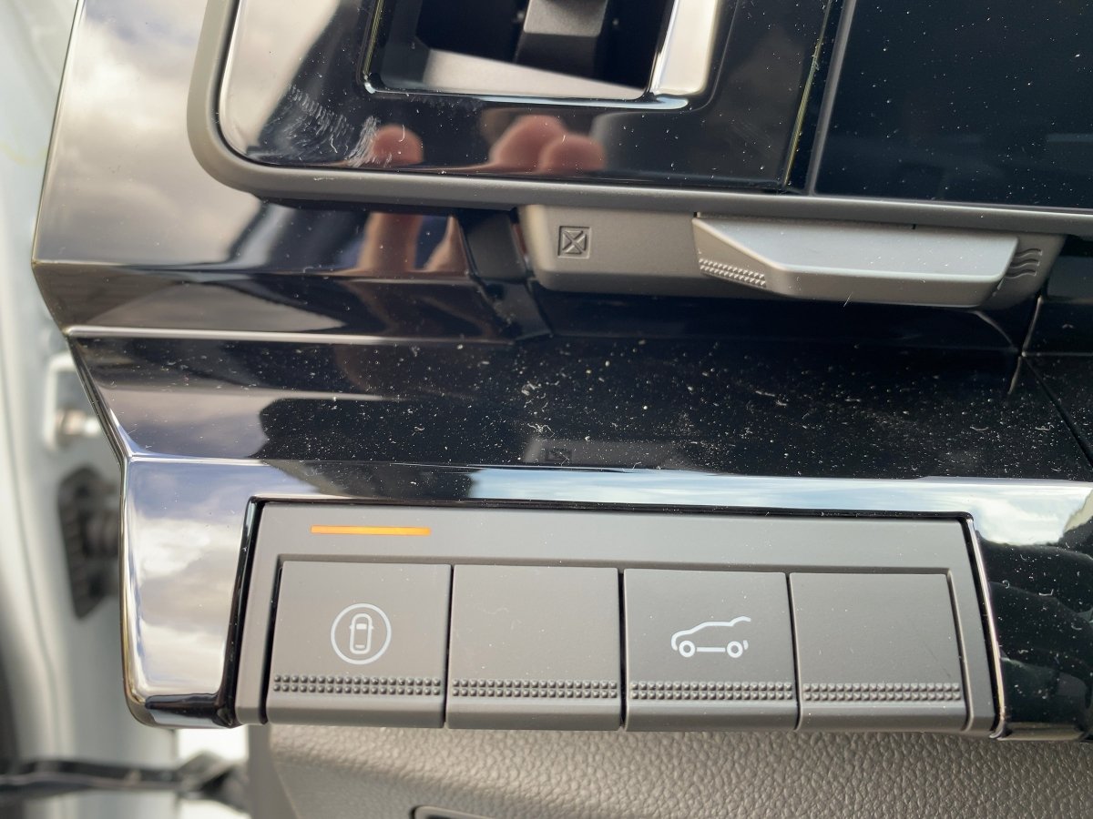 Renault Austral 1.3 150 Techno CAM*LED*PDC*2xKlima*LED