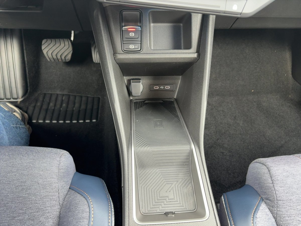 Renault 4 E-Tech Electric 150 C omfort Range Techno CAM