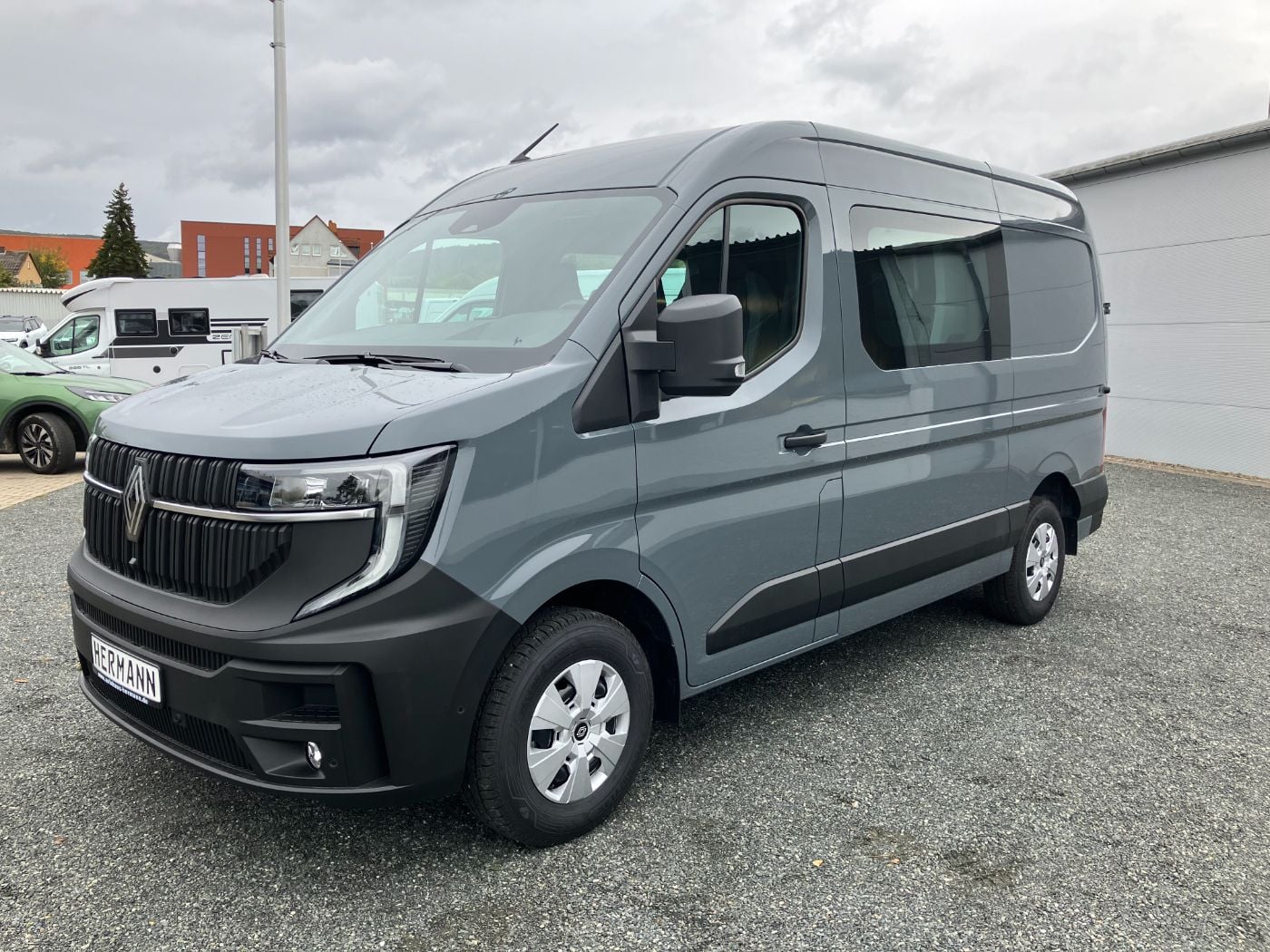 Renault Master Doppelkabine 150 L2H2 3.5t KAM*LED*PDC