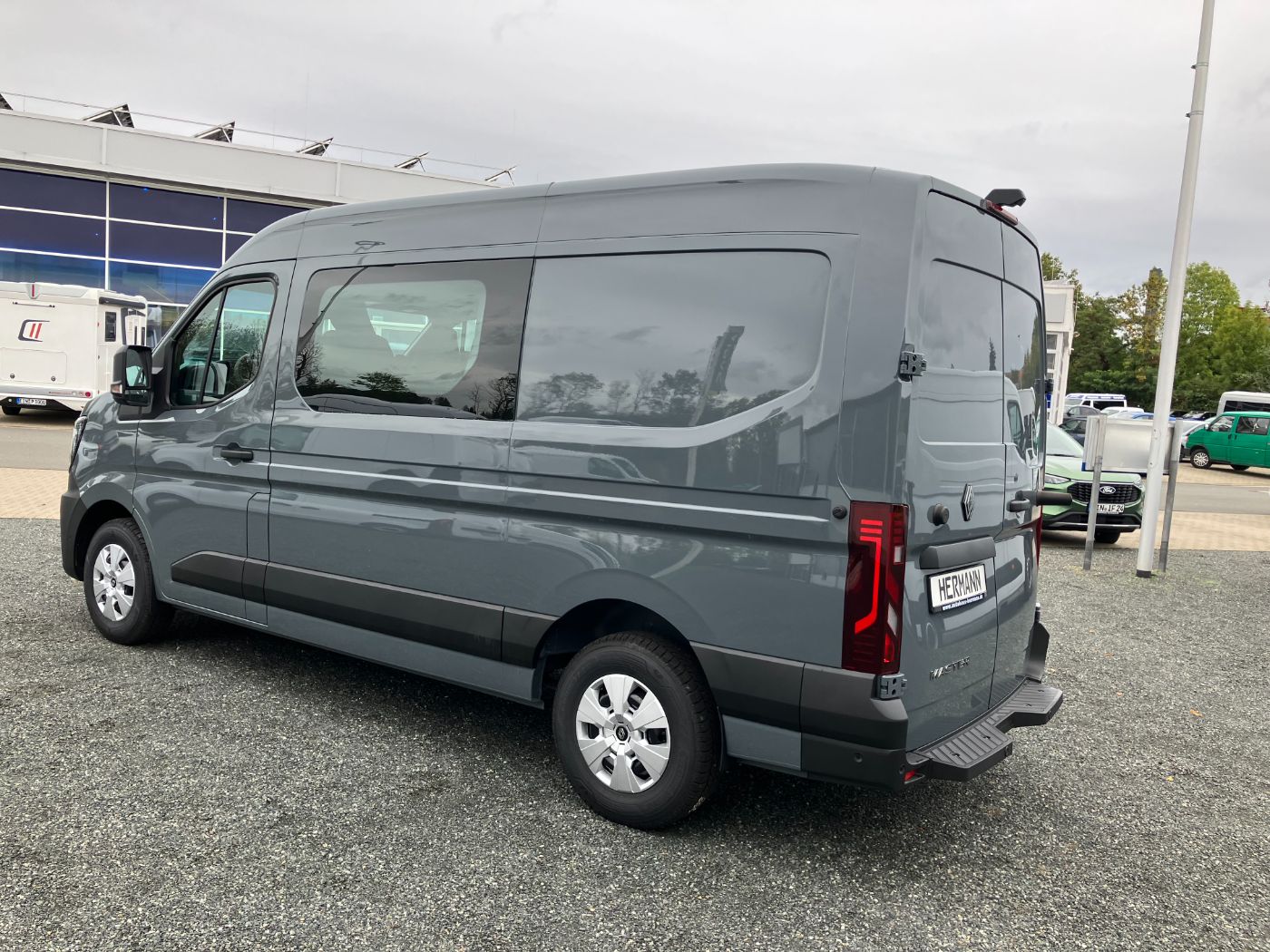 Renault Master Doppelkabine 150 L2H2 3.5t KAM*LED*PDC