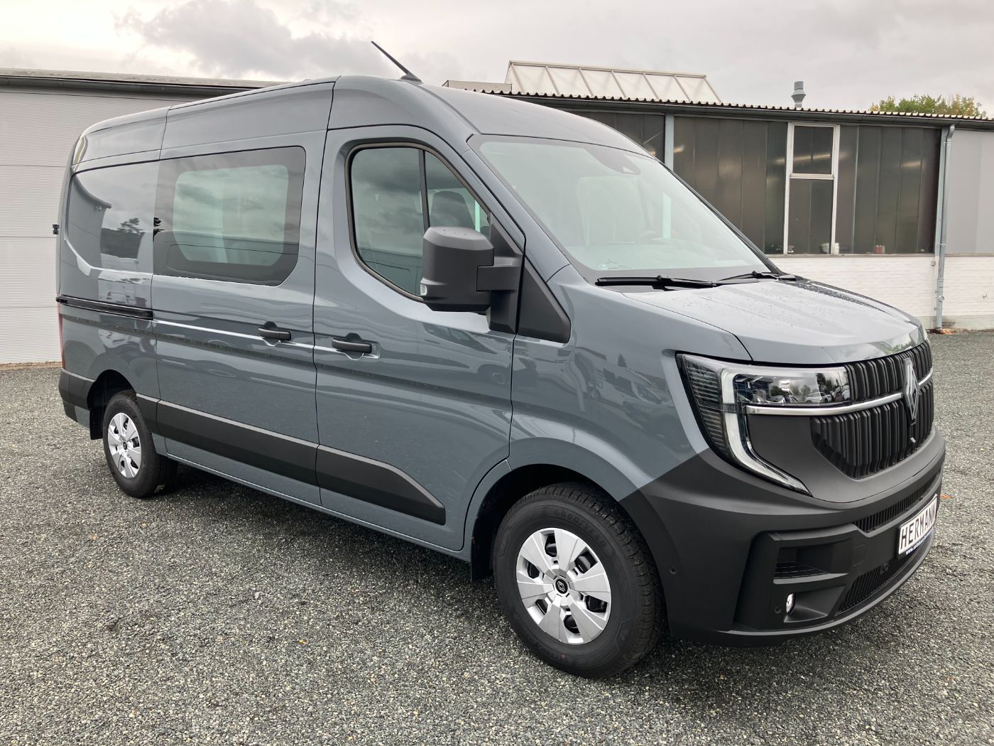 Renault Master Doppelkabine 150 L2H2 3.5t KAM*LED*PDC