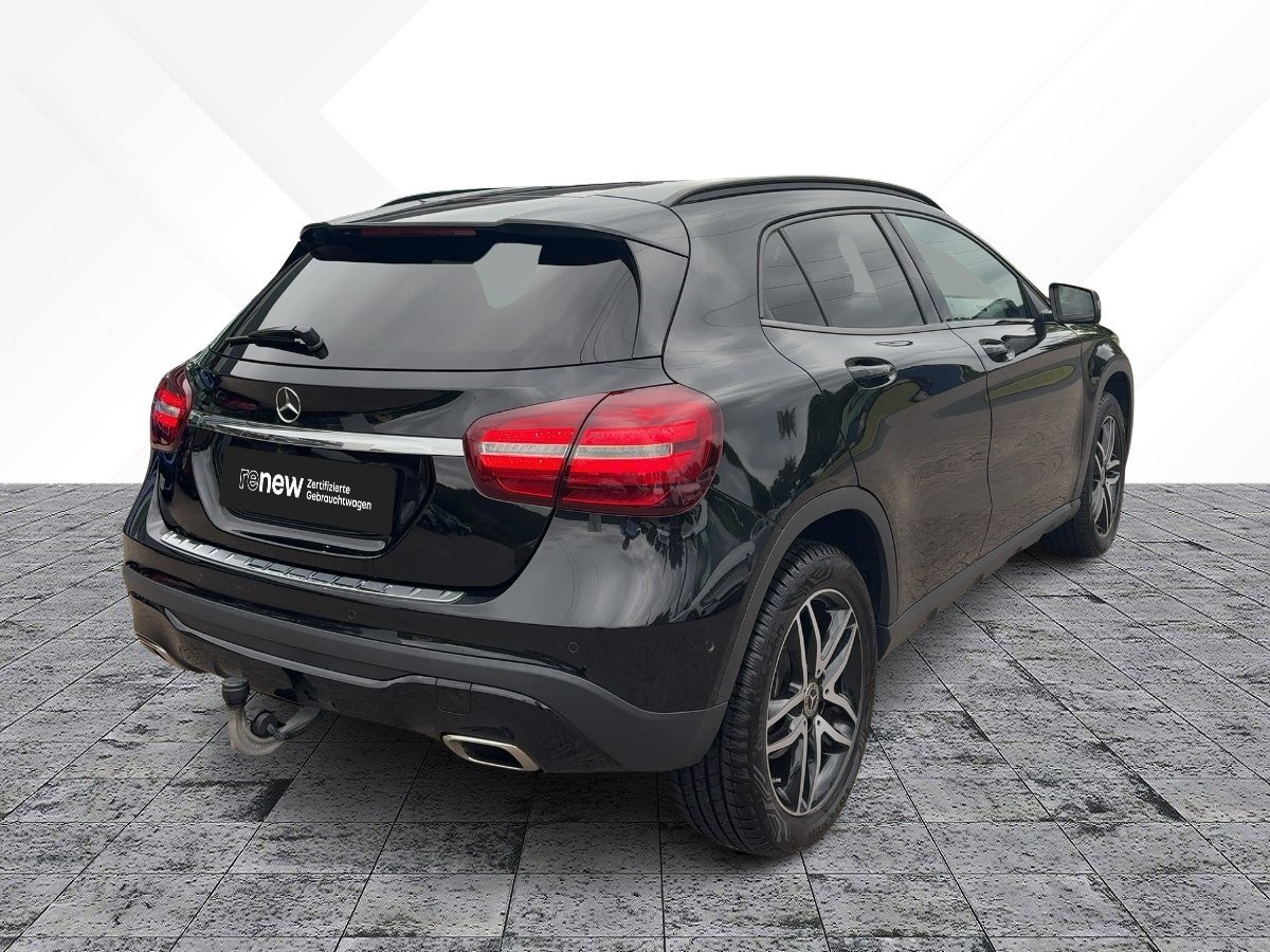 Mercedes-Benz GLA 180 Urban *AHK*Navi*Kamera*Night-Paket*