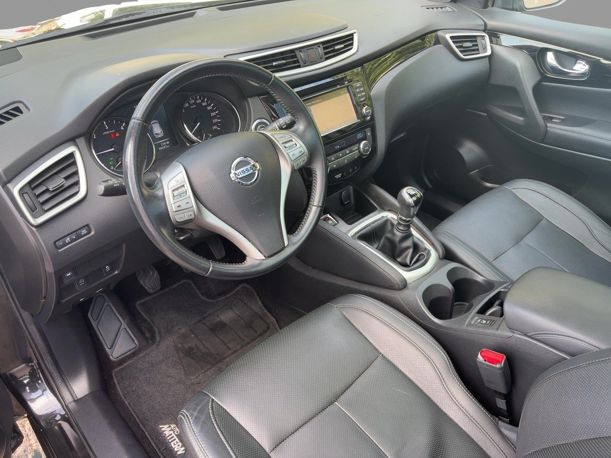 Nissan Qashqai 1.6 dCi Tekna CAM*LED*NAVI*SHZ*PDC*LED