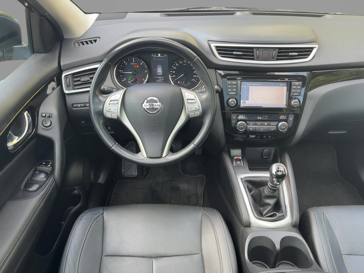 Nissan Qashqai 1.6 dCi Tekna CAM*LED*NAVI*SHZ*PDC*LED