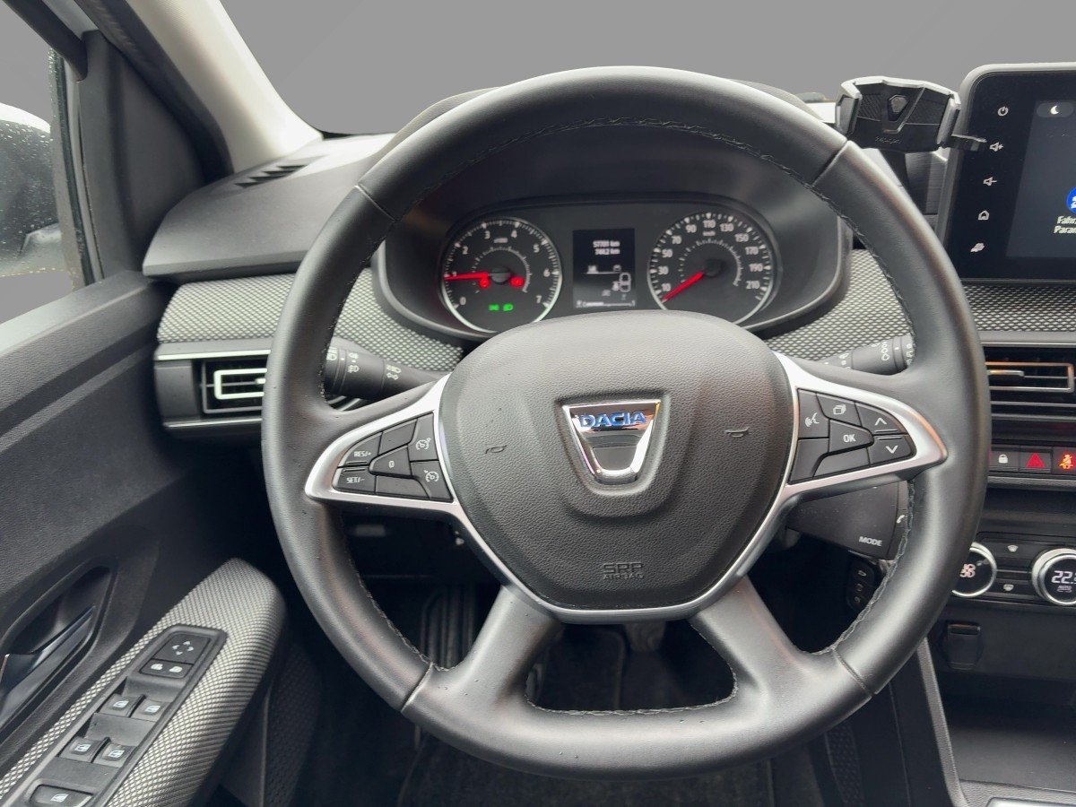Dacia Jogger TCe 100 ECO-G Comfort *AHK*CarPlay*Navi*