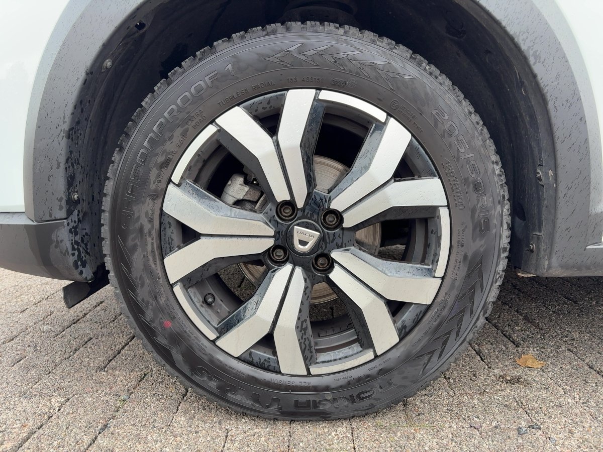 Dacia Jogger TCe 100 ECO-G Comfort *AHK*CarPlay*Navi*