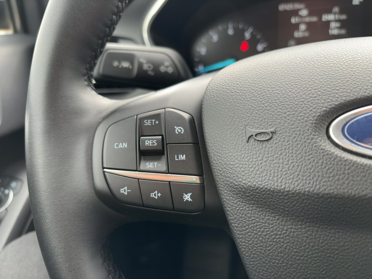 Ford Focus Turnier Titanium 1.0 EcoBoost Automatik
