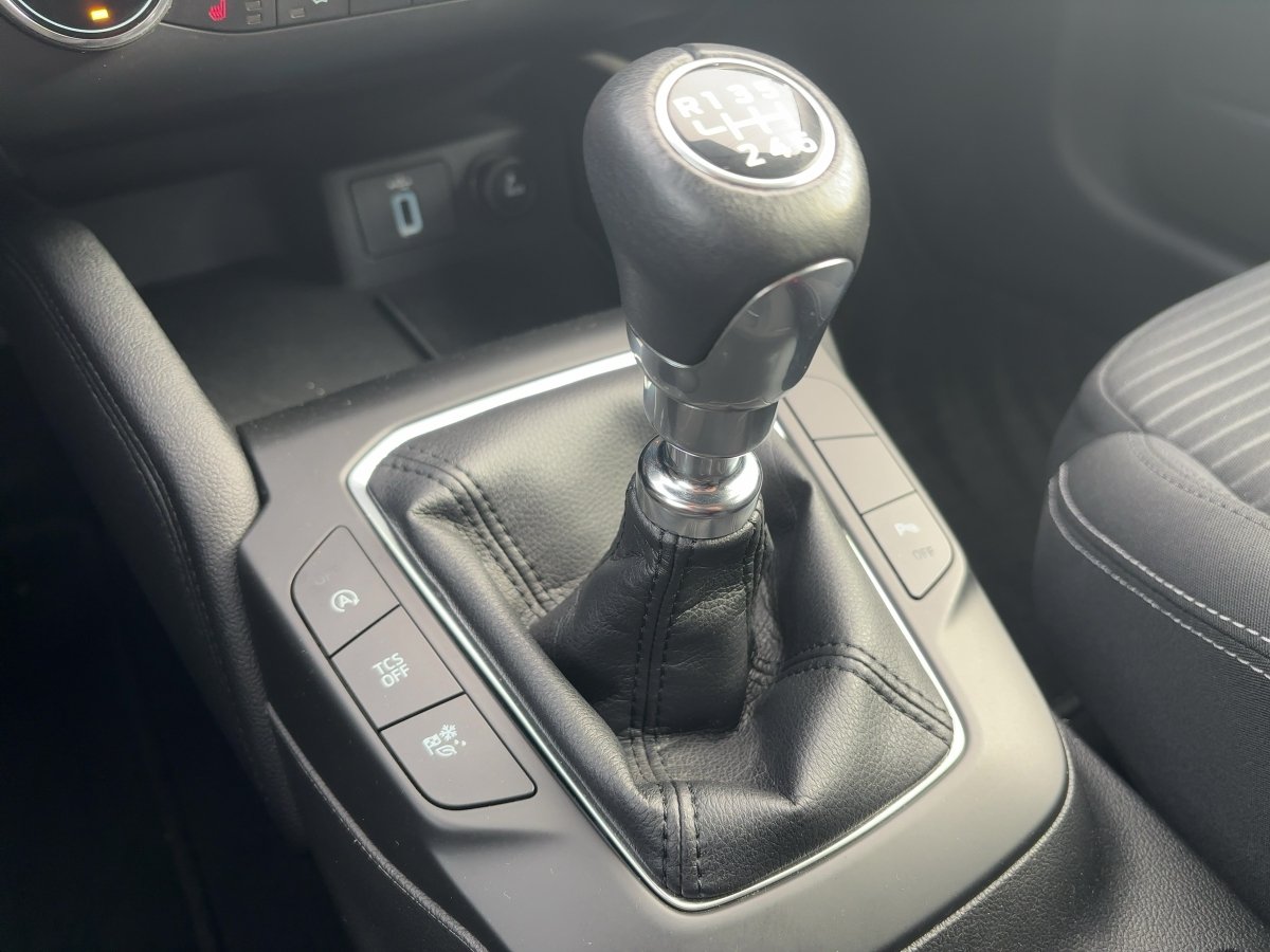 Ford Focus 1.5 EcoBoost Titanium LED*NAVI*SHZ*SYNC*LM