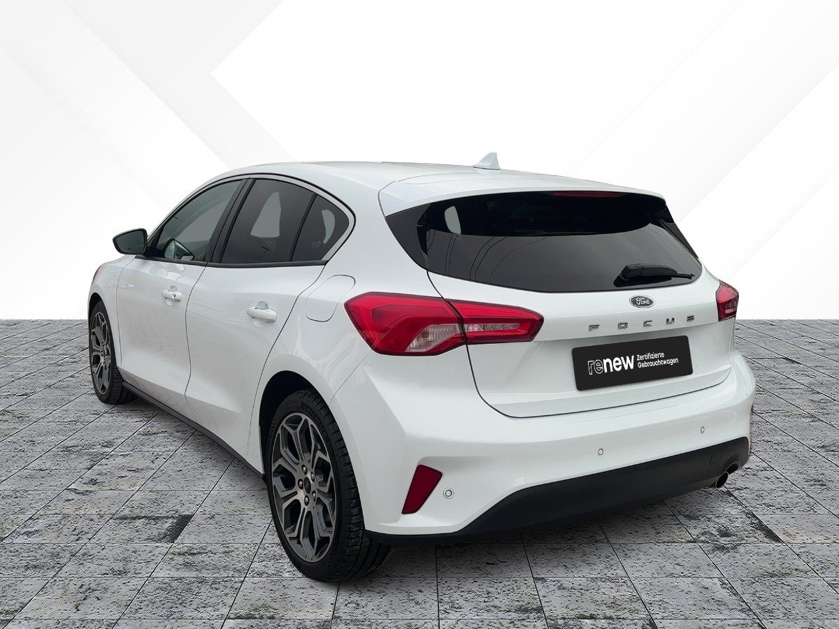 Ford Focus 1.5 EcoBoost Titanium LED*NAVI*SHZ*SYNC*LM