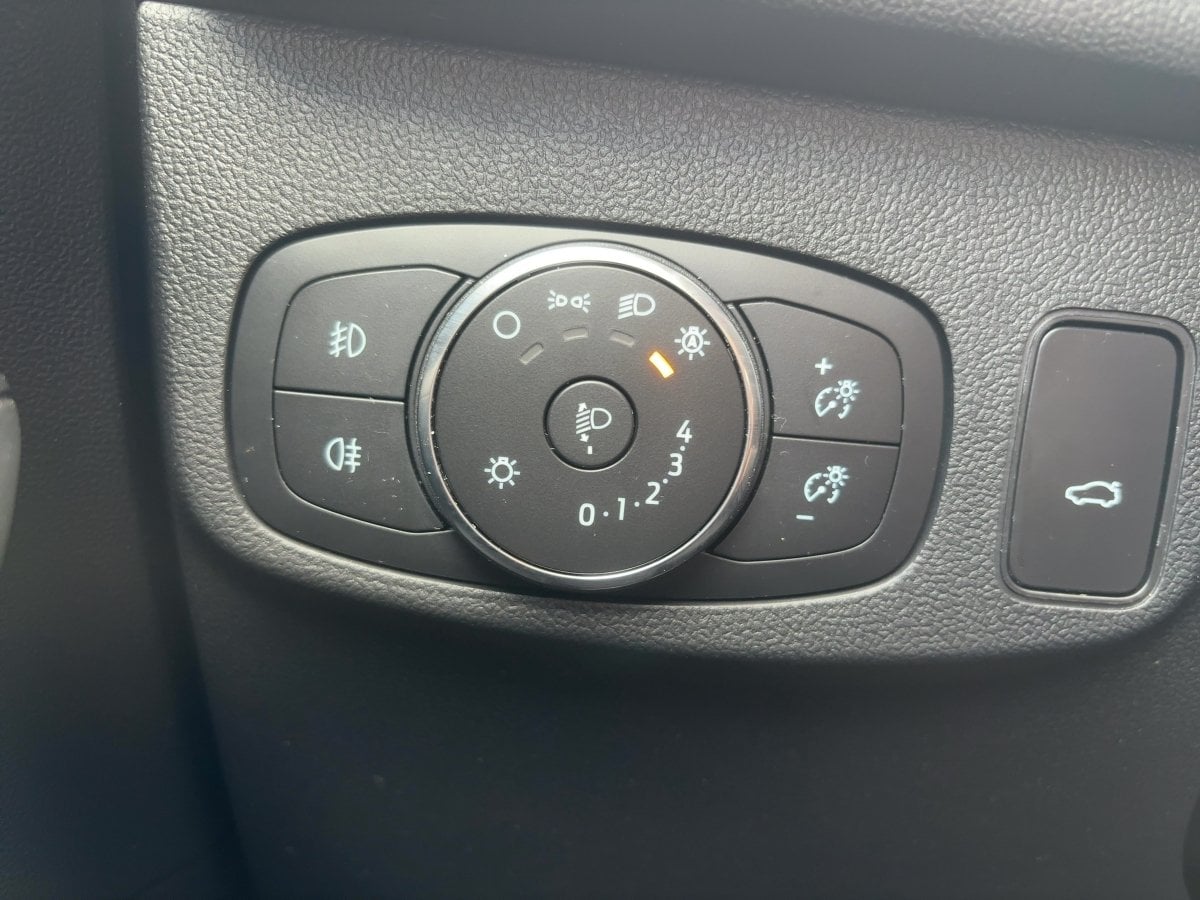 Ford Focus Turnier 1.0 EcoBoost ST-Line AHK*CAM*LED