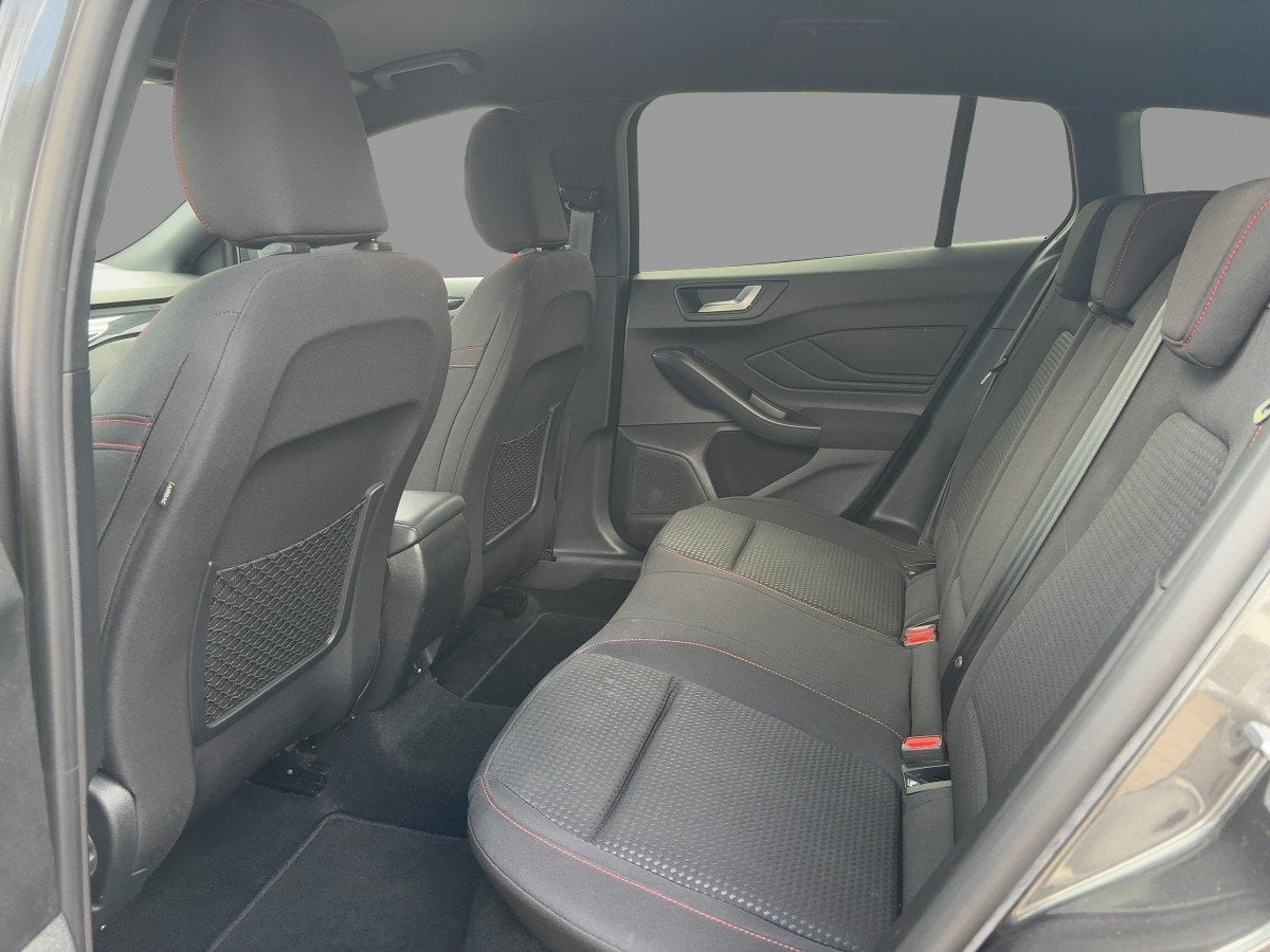 Ford Focus Turnier 1.0 EcoBoost ST-Line AHK*CAM*LED