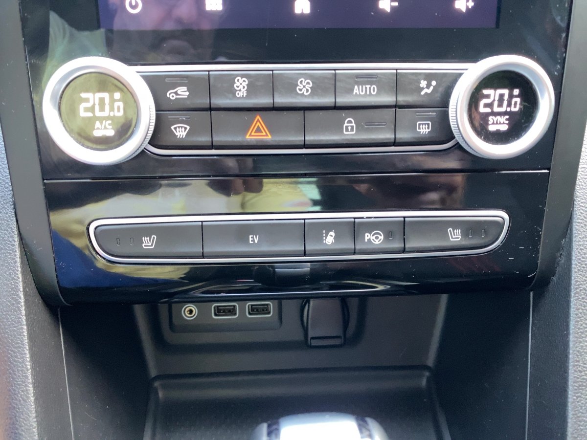 Renault Megane IV 1.6 E-TECH 160 R.S. Line LED*NAVI*SHZ